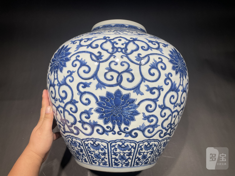 清光绪 青花缠枝莲纹大罐（带盖） - 图10